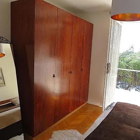 V, 4-star 2-floor 1-apartment Seaside With Great Outdoors *