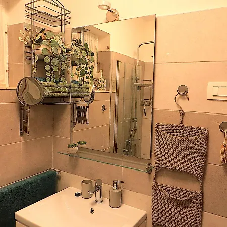 V, 4-star 2-floor 1-apartment Seaside With Great Outdoors