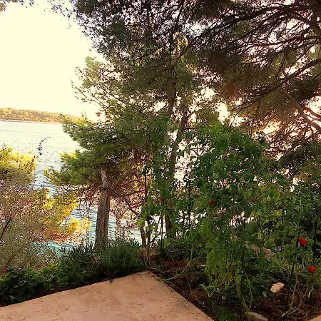 V, 4-star 2-floor 1-apartment Seaside With Great Outdoors Villa