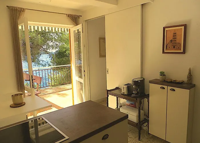 Vila V, 4-star 2-floor 1-apartment Seaside With Great Outdoors