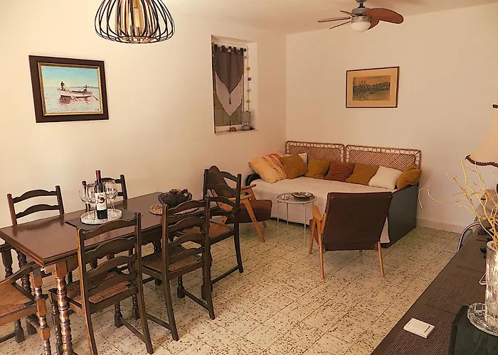 V, 4-star 2-floor 1-apartment Seaside With Great Outdoors Vila Prizba