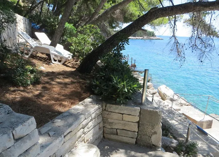 Vila V, 4-star 2-floor 1-apartment Seaside With Great Outdoors Prizba
