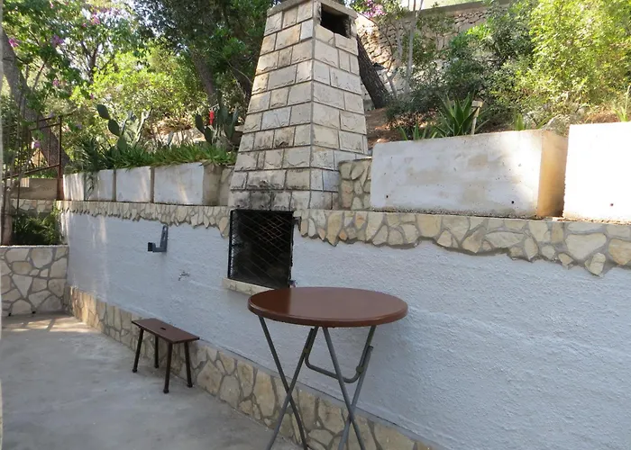 Vila V, 4-star 2-floor 1-apartment Seaside With Great Outdoors *