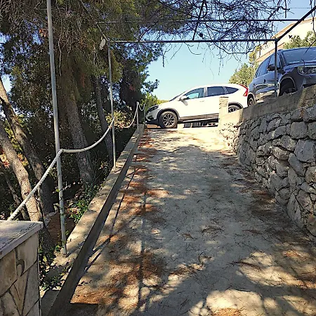 Villa V, 4-star 2-floor 1-apartment Seaside With Great Outdoors Prižba