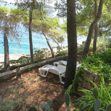 V, 4-star 2-floor 1-apartment Seaside With Great Outdoors Villa Prižba