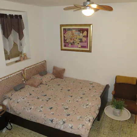 V, 4-star 2-floor 1-apartment Seaside With Great Outdoors * Prizba