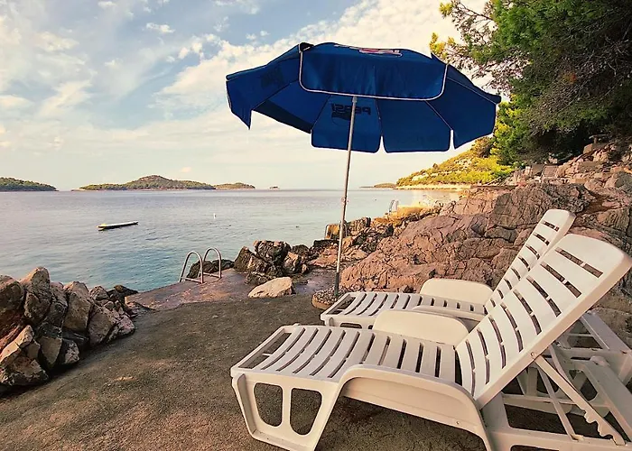 Villa V, 4-star 2-floor 1-apartment Seaside With Great Outdoors Prižba
